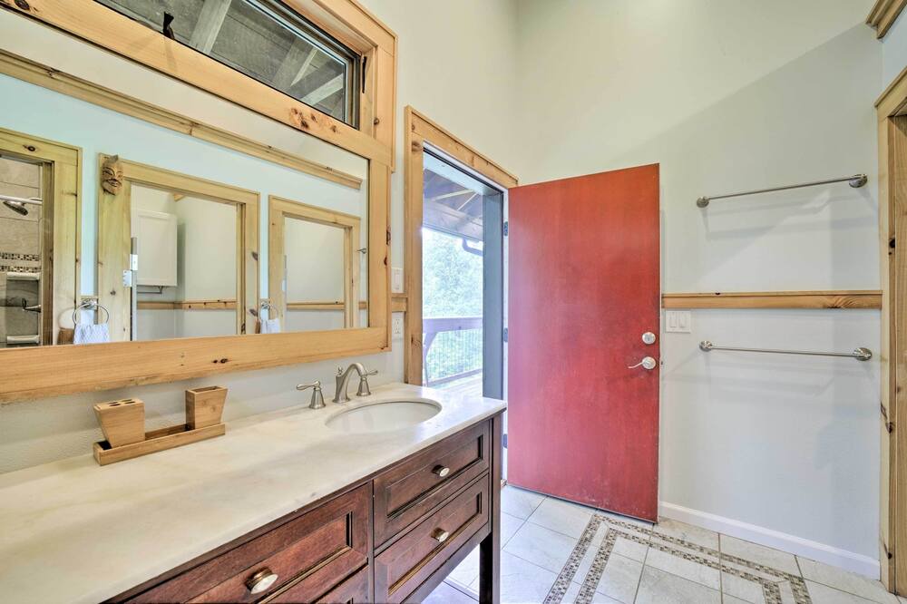 Photo of Bathroom in Leicester