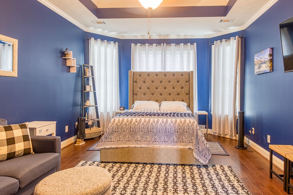 Photo of Bedroom in Bath