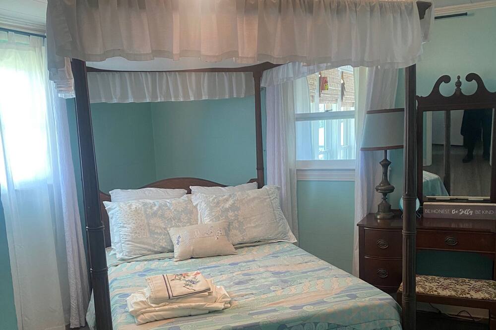Photo of Bedroom in Norwood