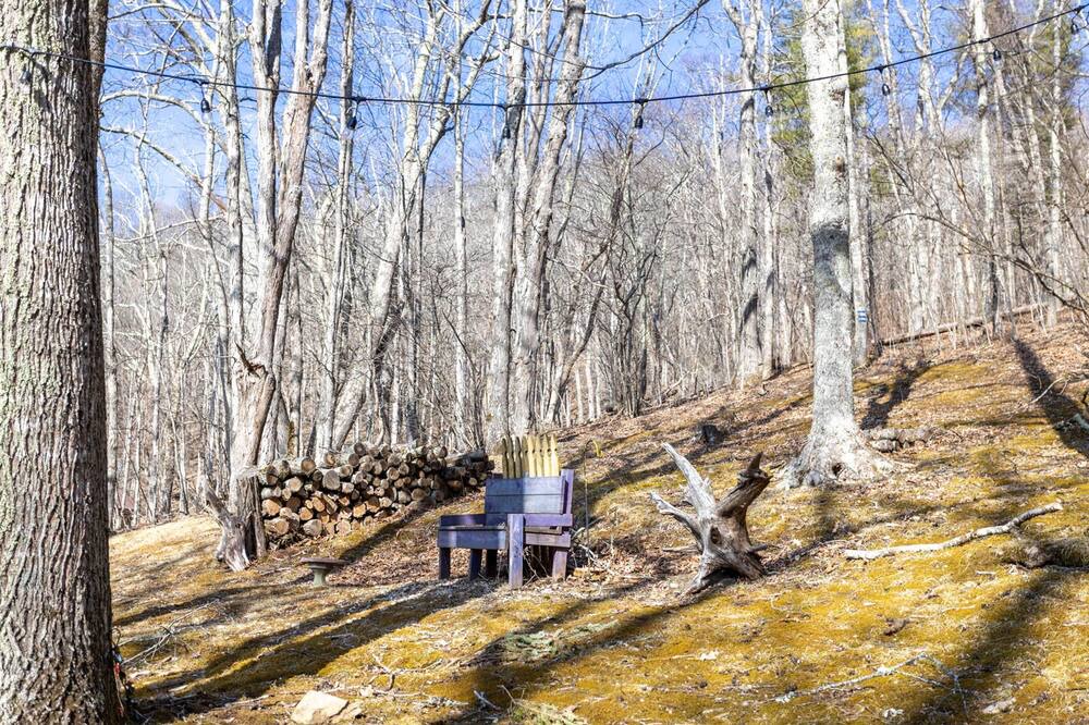 Photo of Outdoor in Newland