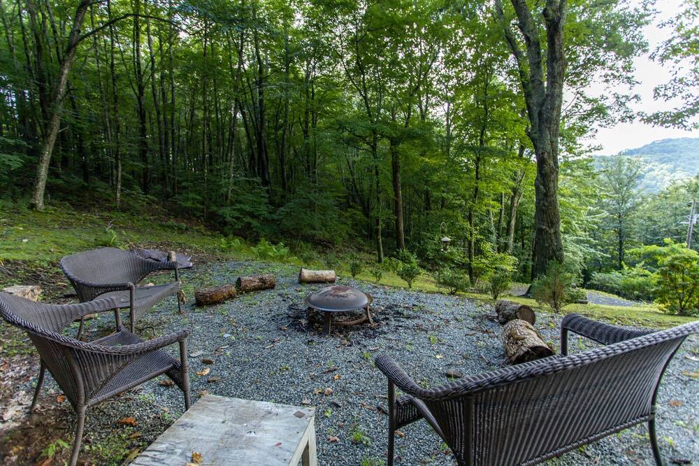 Photo of Outdoor in Newland