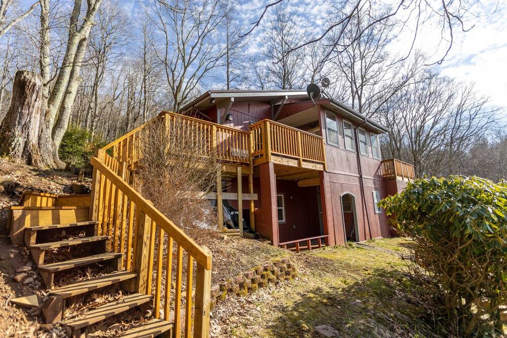 Photo of Outdoor in Newland