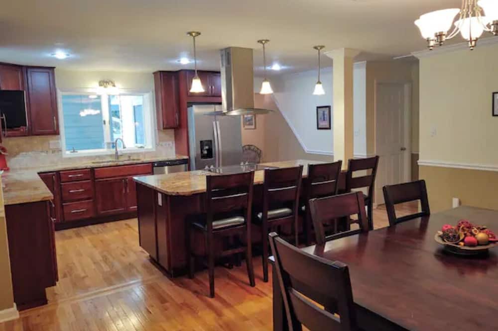 Photo of Kitchen in Bakersville