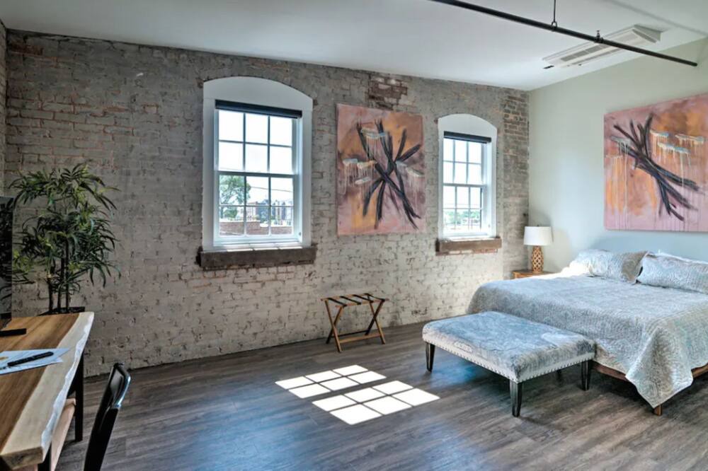 Photo of Bedroom in Hickory