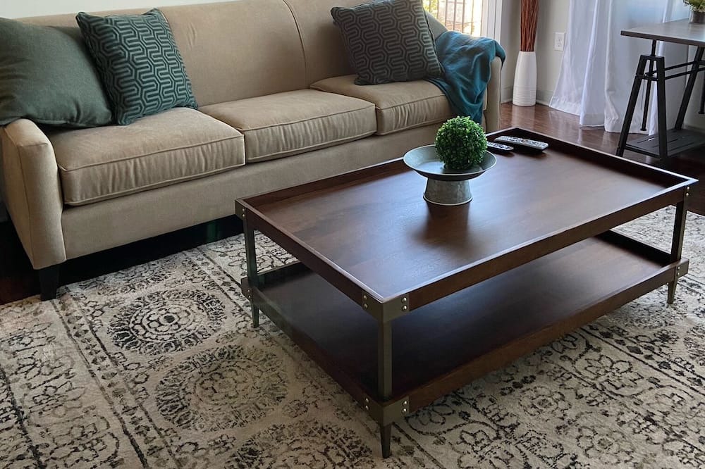 Photo of Livingroom in Cherry