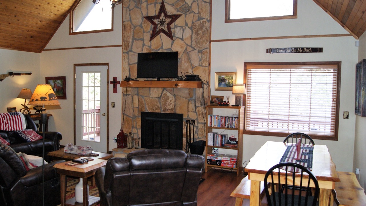 Photo of Livingroom in Marble