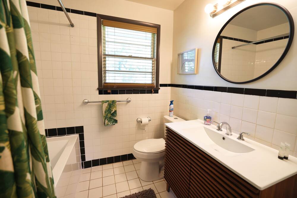 Photo of Bathroom in Charleston