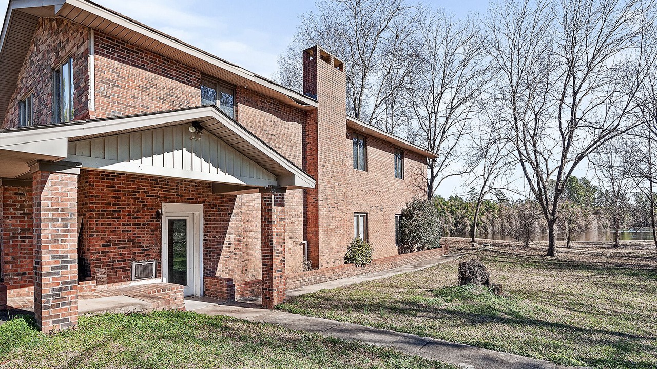 Photo of Outdoor in Steele Creek