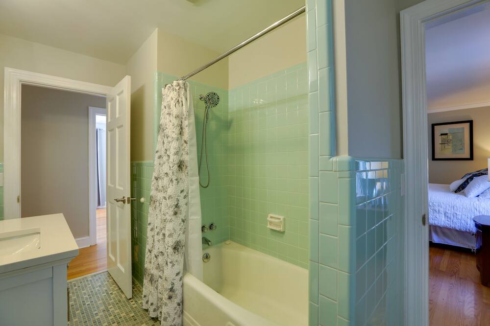 Photo of Bathroom in McCain