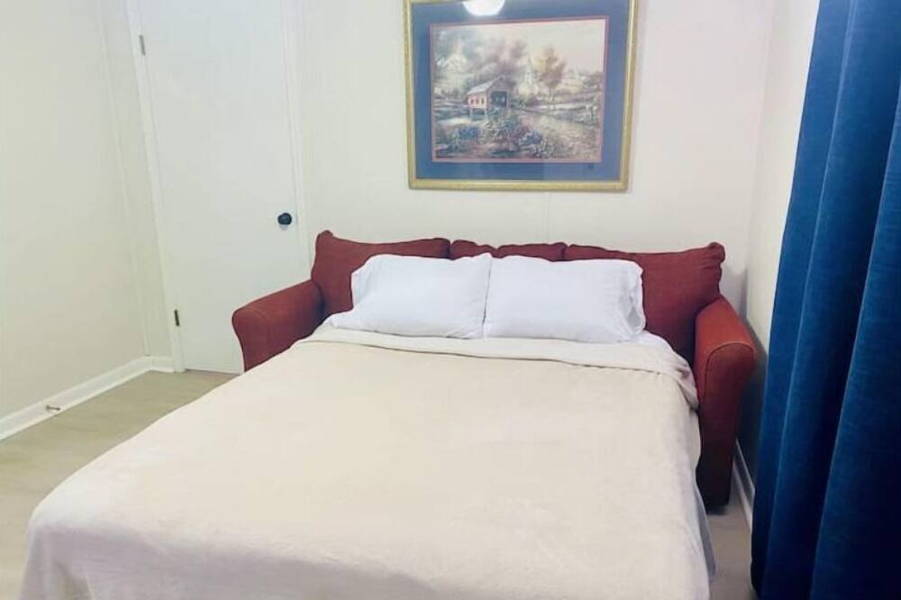 Photo of Bedroom in Newton