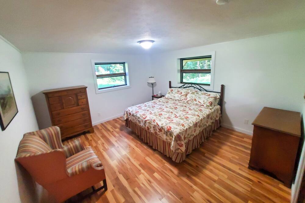 Photo of Bedroom in Zirconia