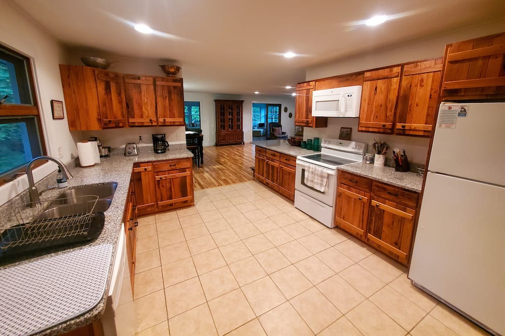 Photo of Kitchen in Zirconia