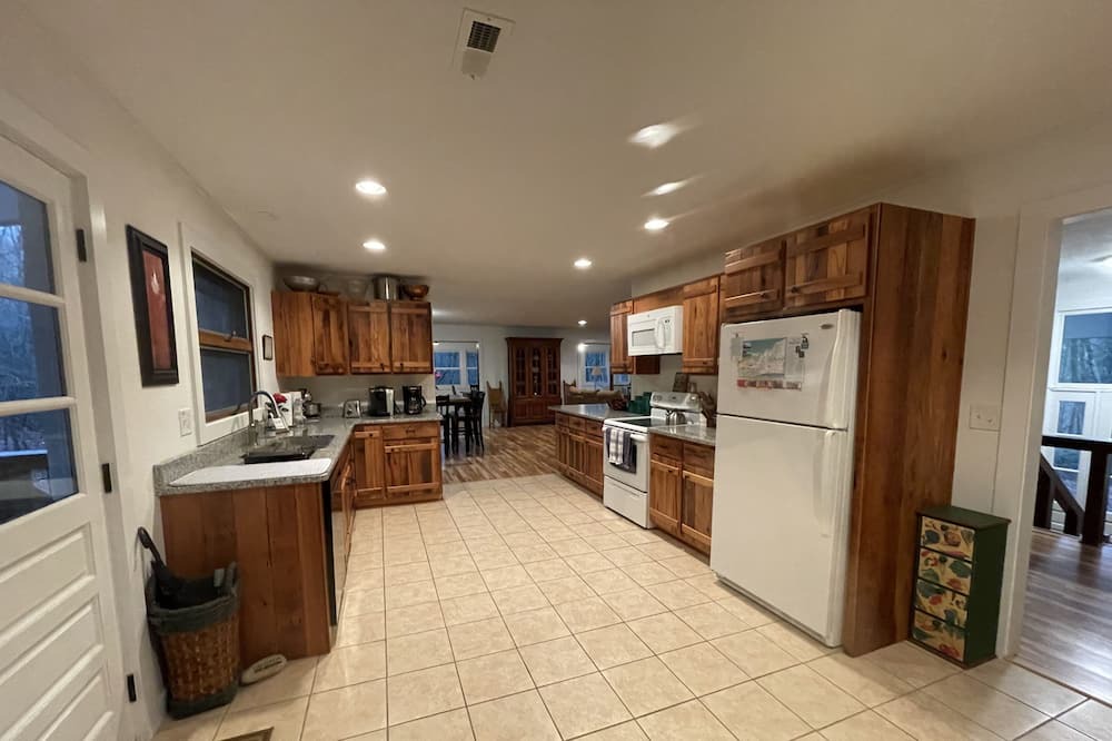 Photo of Kitchen in Zirconia