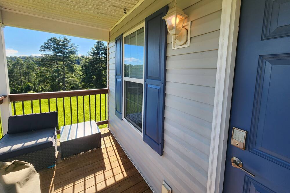 Photo of Outdoor in Weaverville