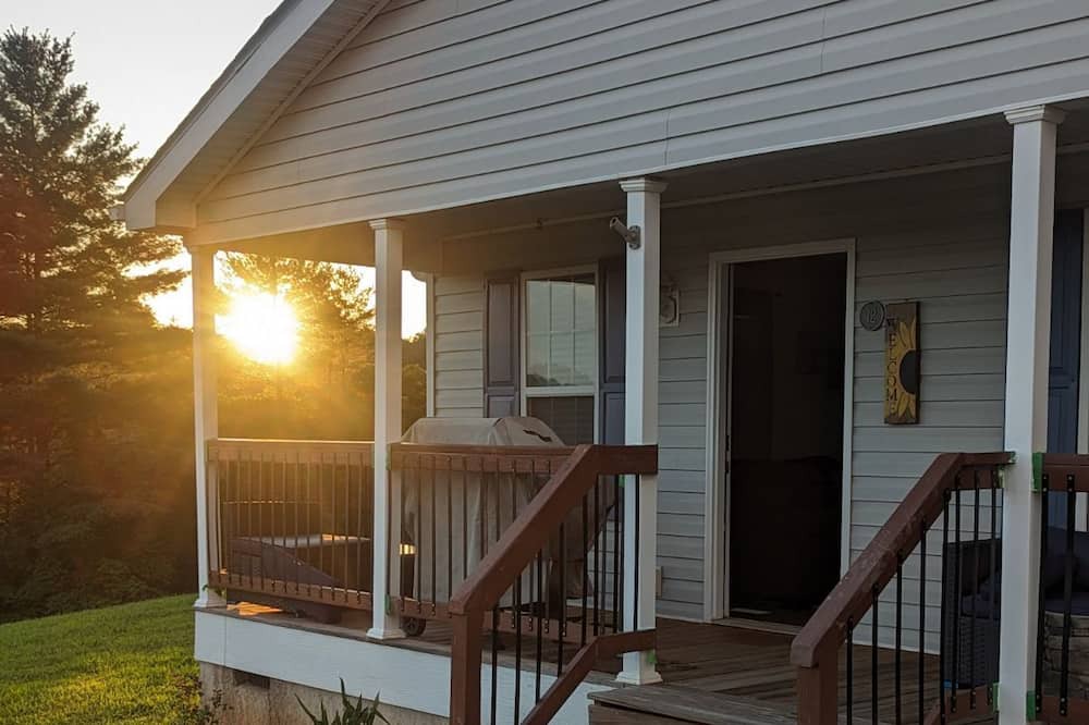 Photo of Outdoor in Weaverville