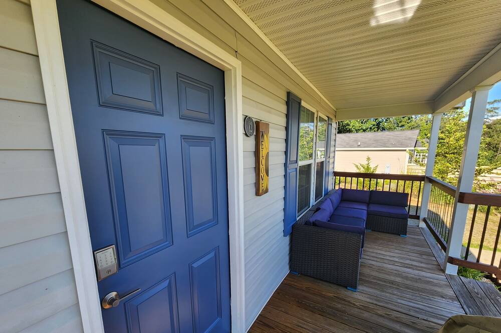 Photo of Outdoor in Weaverville