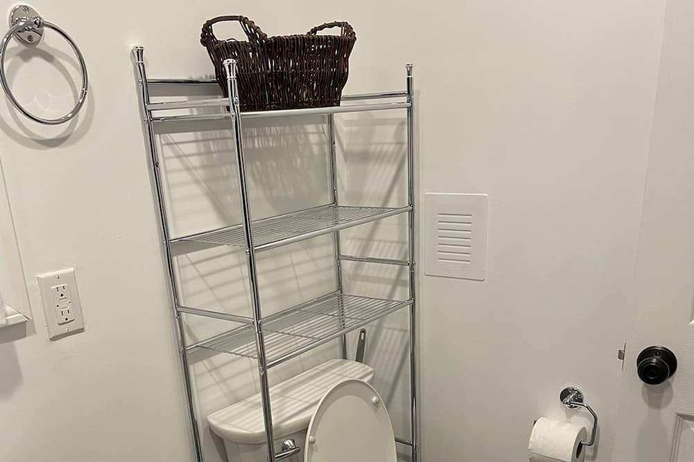 Photo of Bathroom in Bynum