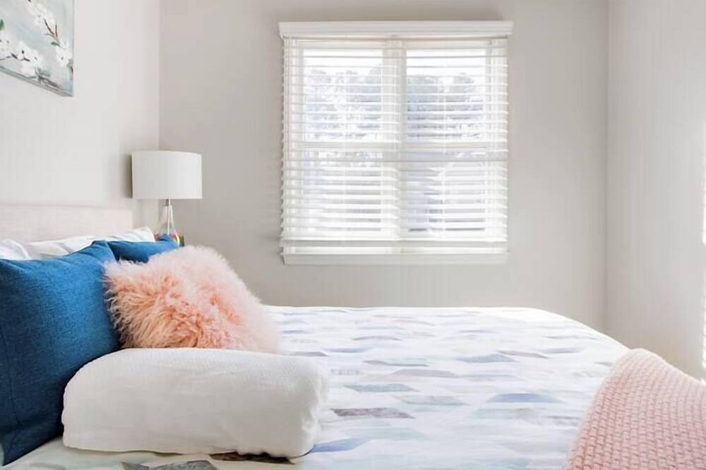 Photo of Bedroom in Northeast Raleigh