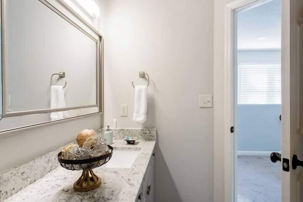 Photo of Bathroom in Northeast Raleigh