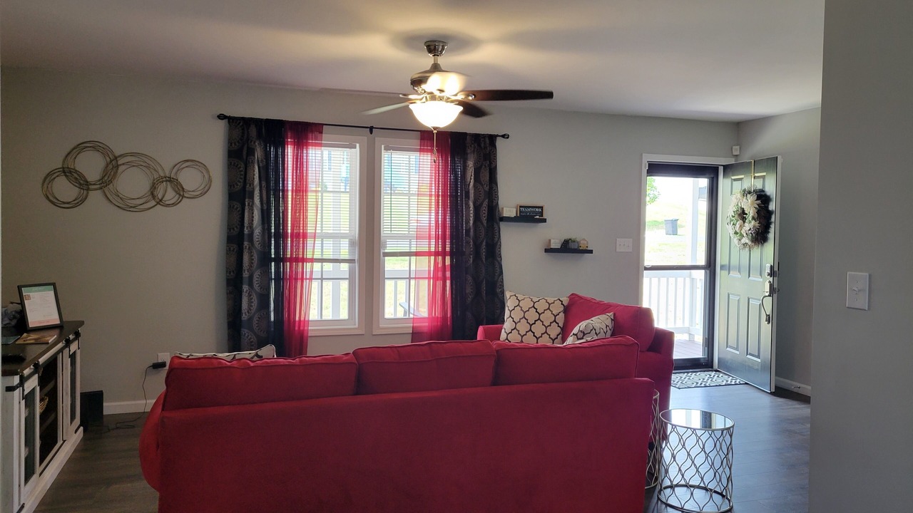 Photo of Livingroom in Stokes