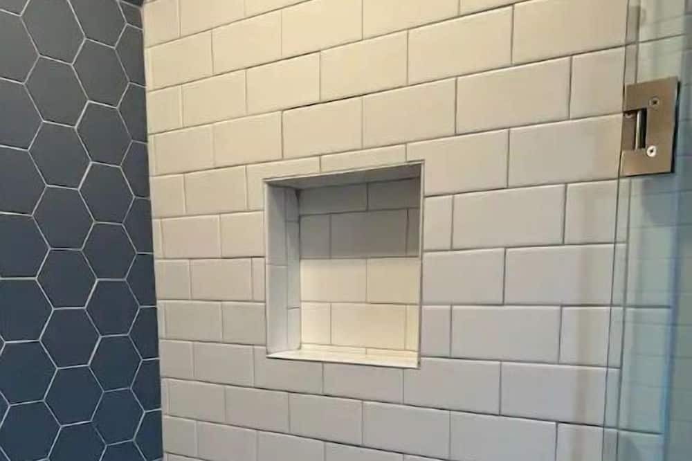 Photo of Bathroom in Marion Lake Club
