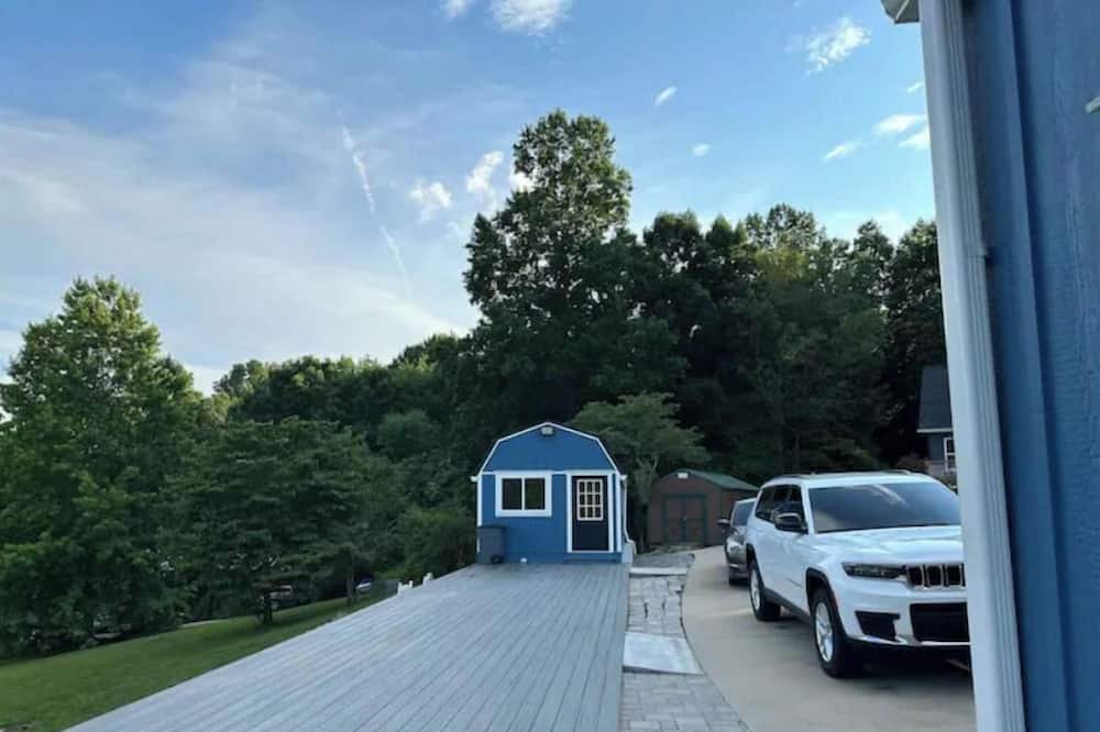 Photo of Outdoor in Marion Lake Club