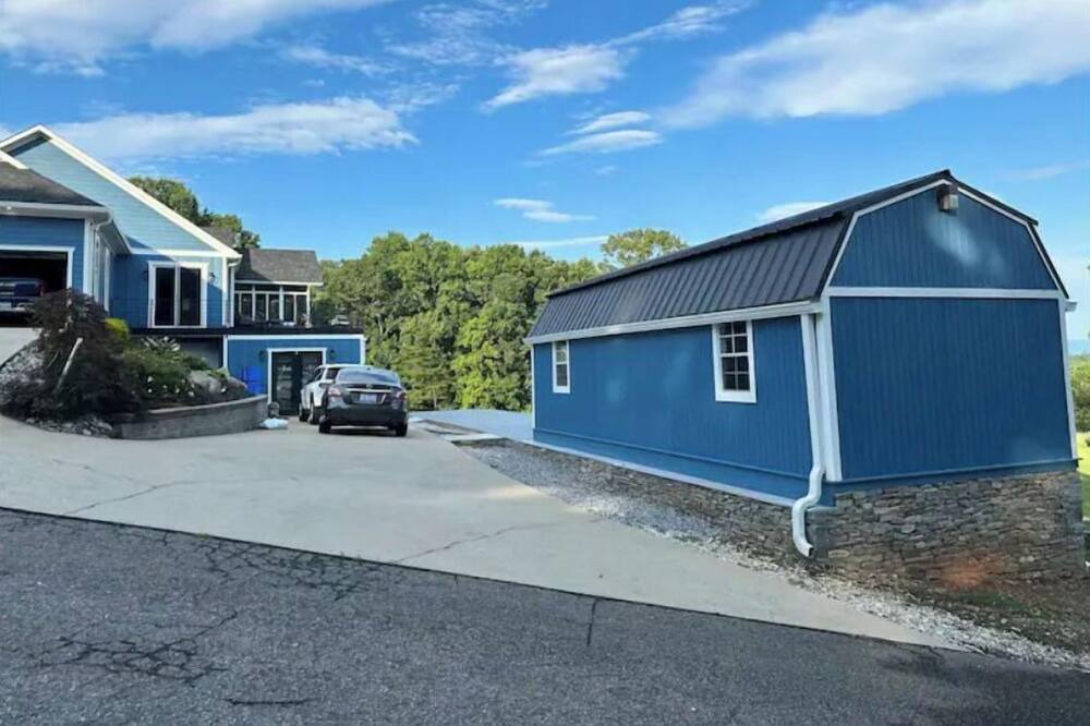 Photo of Outdoor in Marion Lake Club
