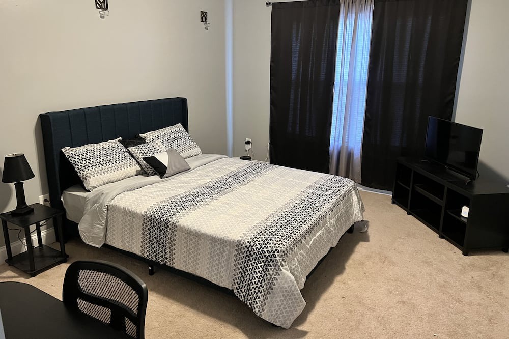 Photo of Bedroom in Cape Fear