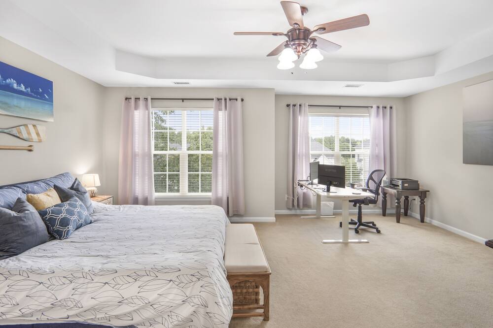 Photo of Bedroom in Huntersville