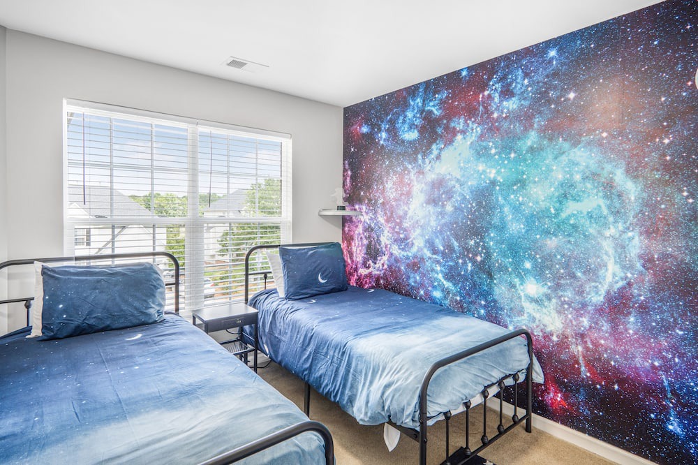 Photo of Bedroom in Huntersville
