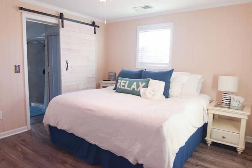 Photo of Bedroom in Albemarle