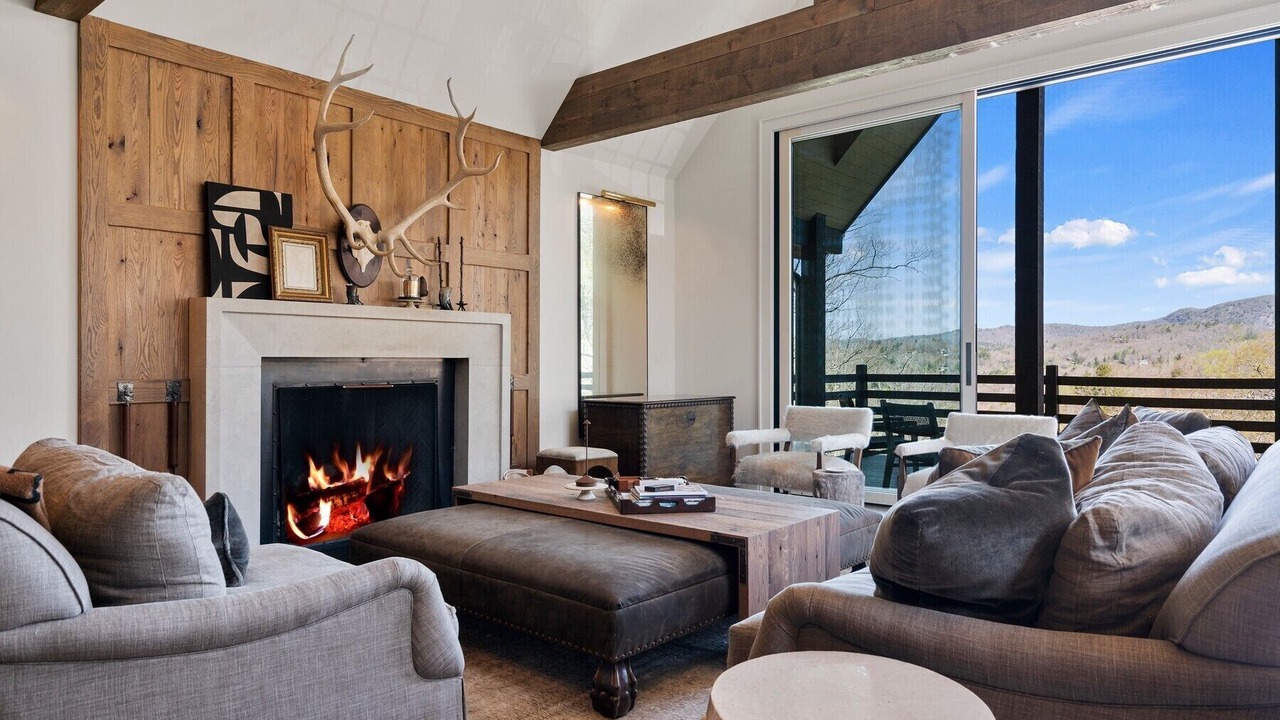 Photo of Livingroom in Highlands Falls