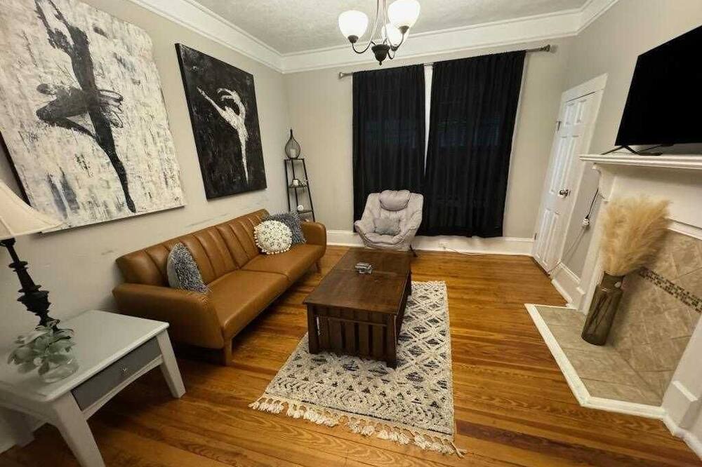 Photo of Livingroom in Biddleville