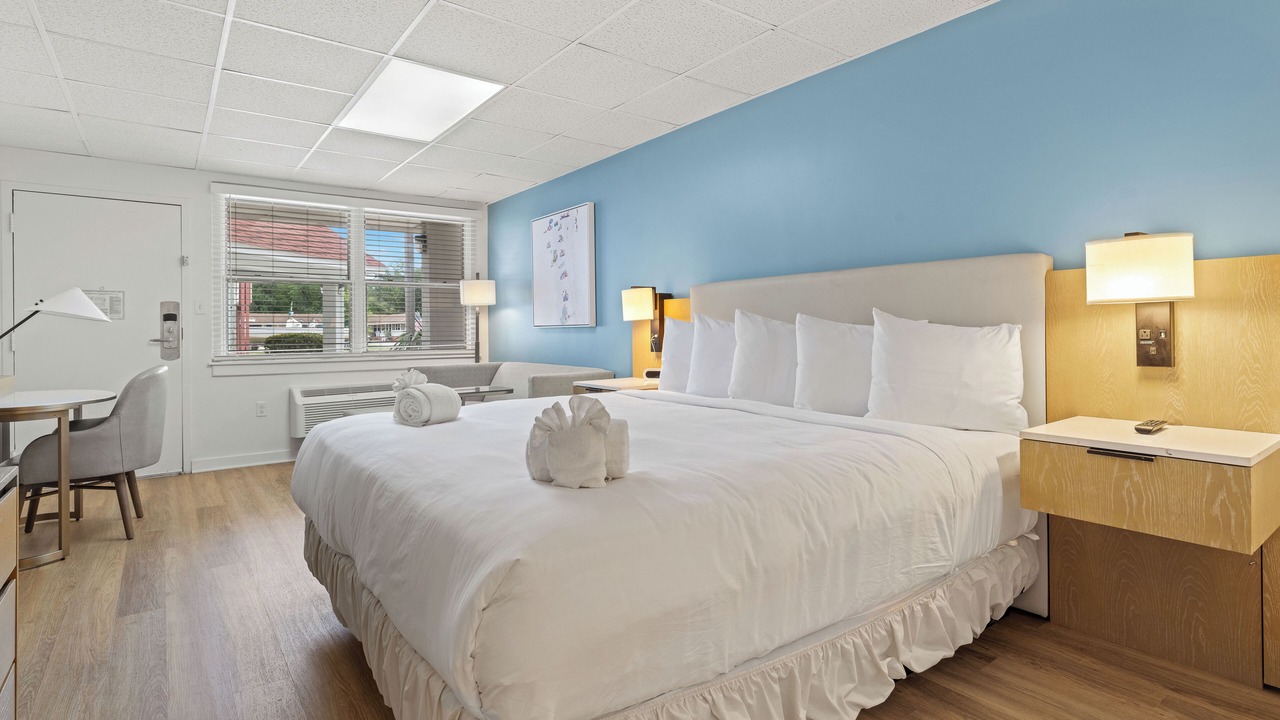 Photo of Bedroom in Manteo