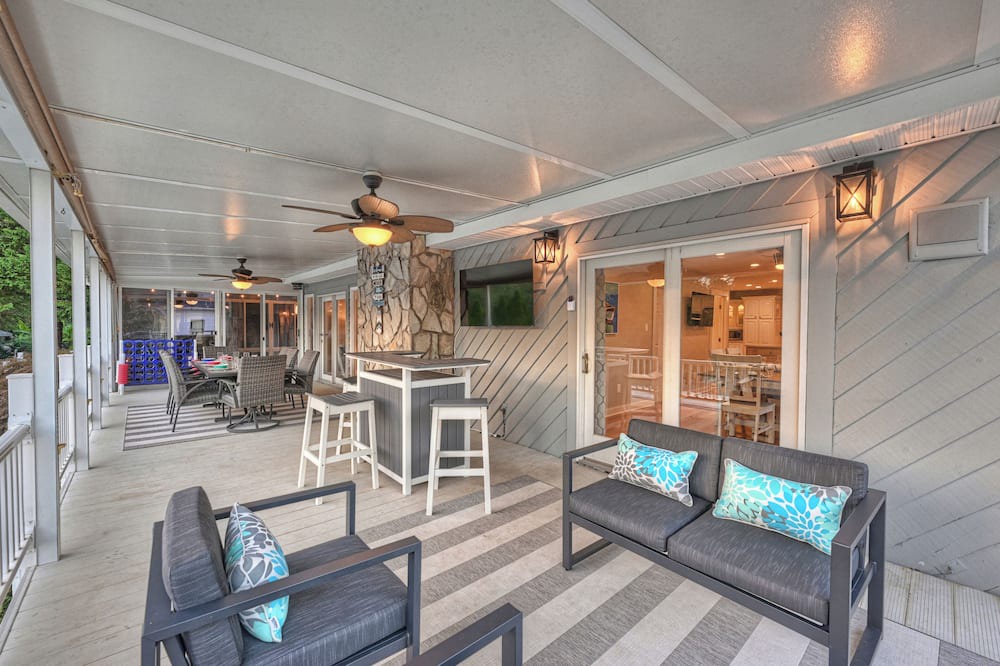 Photo of Outdoor in Westport