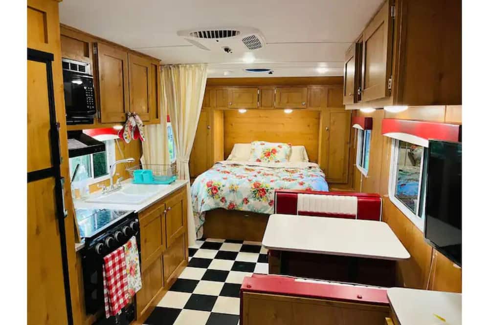 Photo of Bedroom in Weaverville