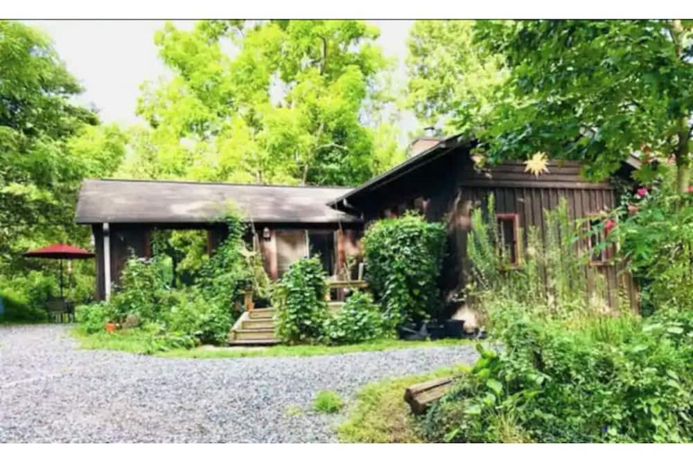 Photo of Outdoor in Weaverville