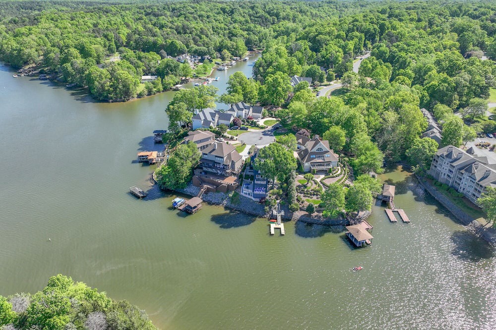 Photo of Outdoor in Steele Creek