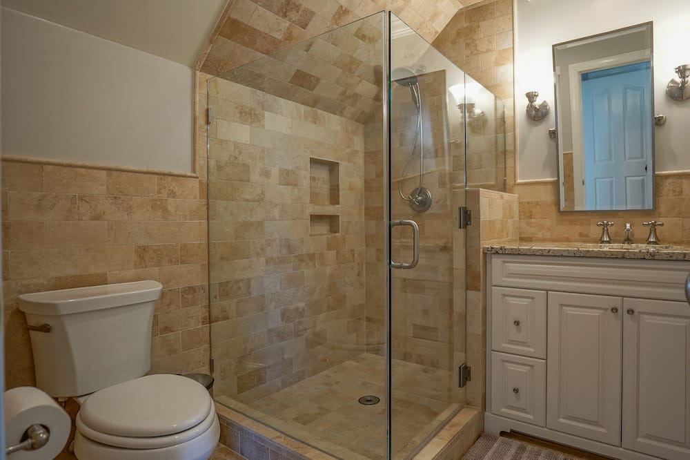 Photo of Bathroom in Steele Creek