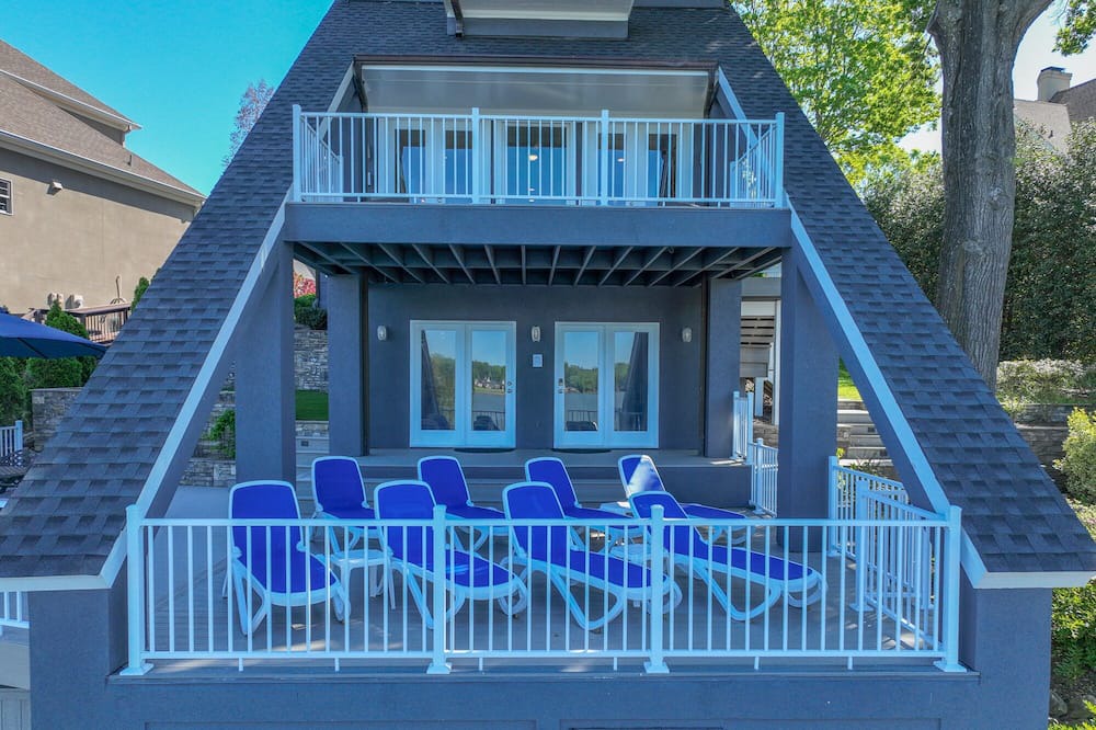 Photo of Outdoor in Steele Creek