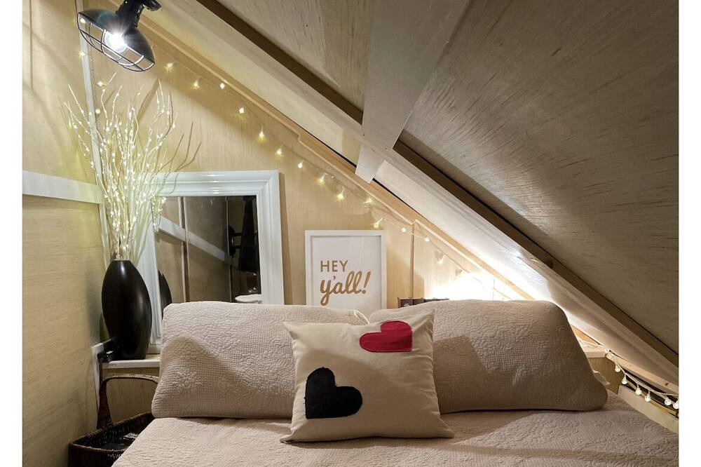 Photo of Bedroom in Todd
