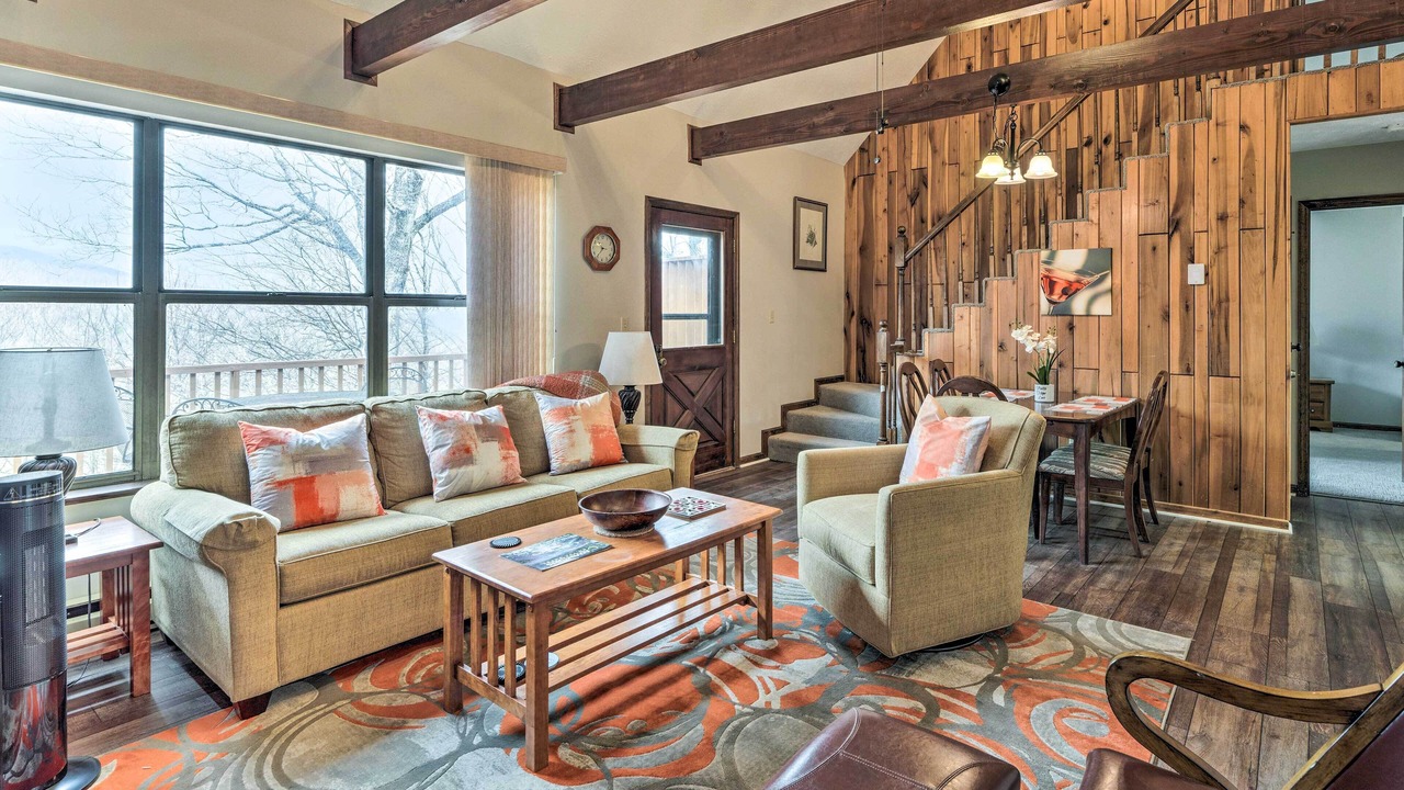 Photo of Livingroom in Burnsville