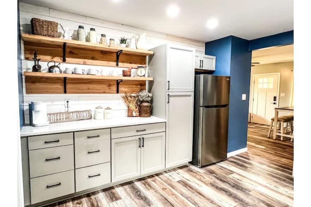 Photo of Kitchen in South Salisbury