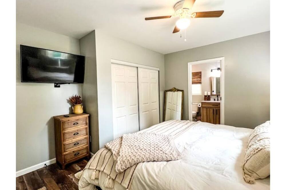 Photo of Bedroom in South Salisbury