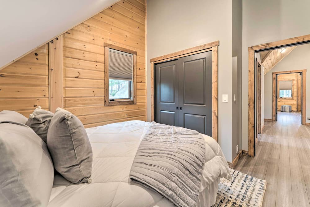 Photo of Bedroom in Nebo