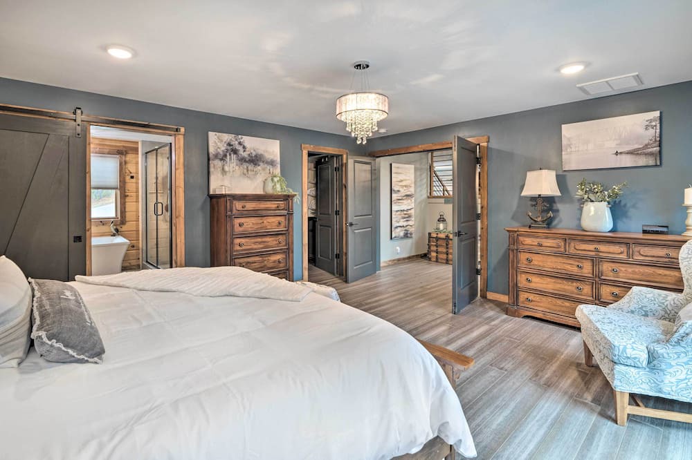 Photo of Bedroom in Nebo