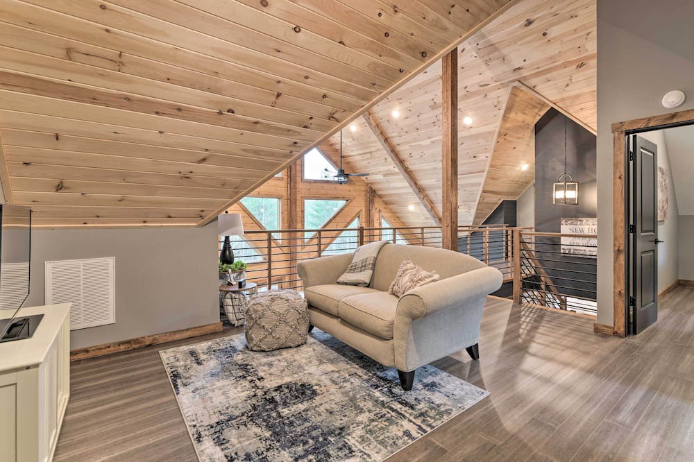 Photo of Livingroom in Nebo