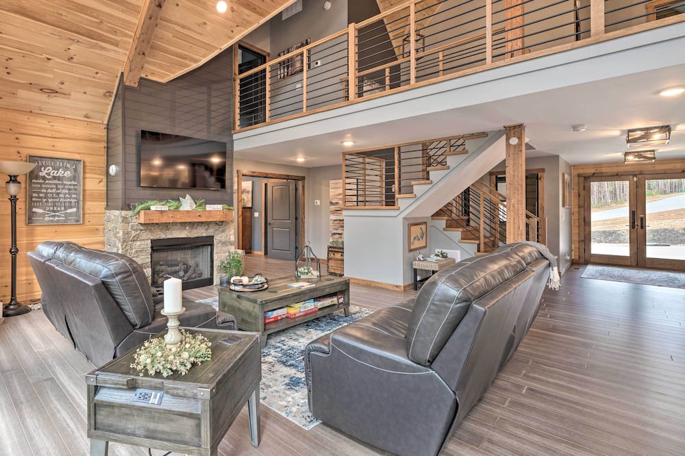 Photo of Livingroom in Nebo