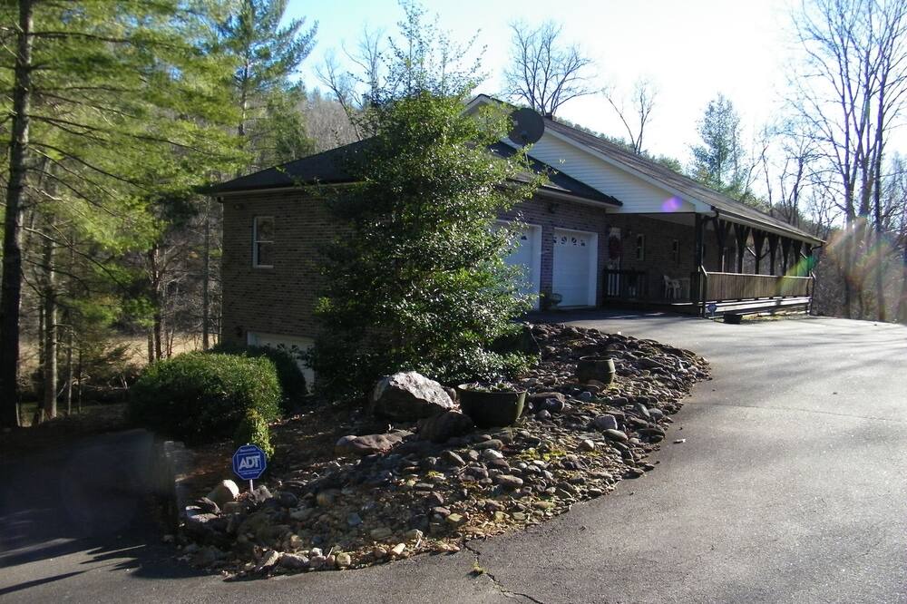 Photo of Others in Morganton