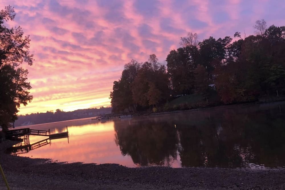 Photo of Outdoor in Southmont